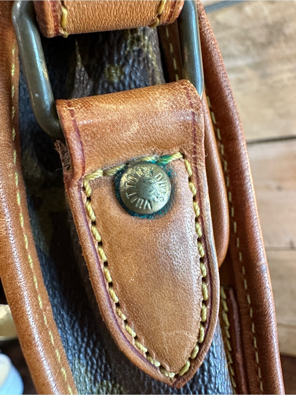 Rare Vintage Louis Vuitton Portable Serviette Crossbody ✨ Comes with COA - Picture 7 of 16